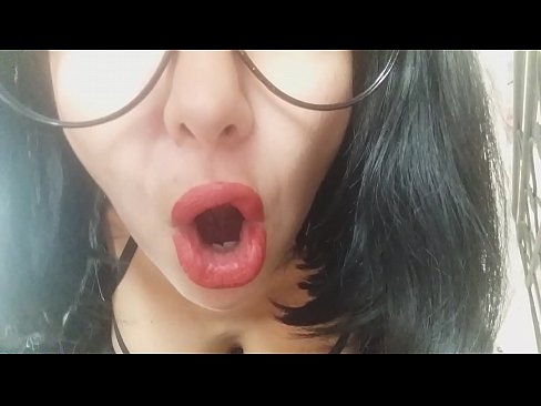 ❤️ Zemer, njerka jote nuk te le te shkosh ne shkolle sot... Kam shume nevoj per ty... Porno vk tek ne ️❤
