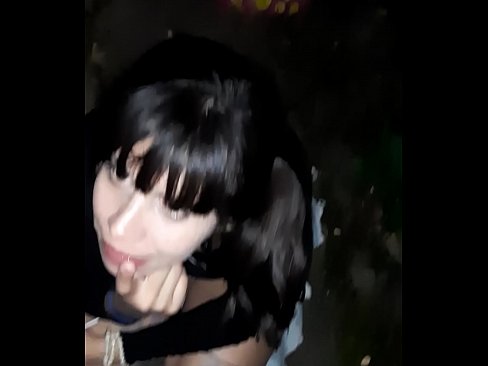 ❤️ Në rrugë penisi i fryrë në këmbim të karamele Porno vk tek ne ️❤