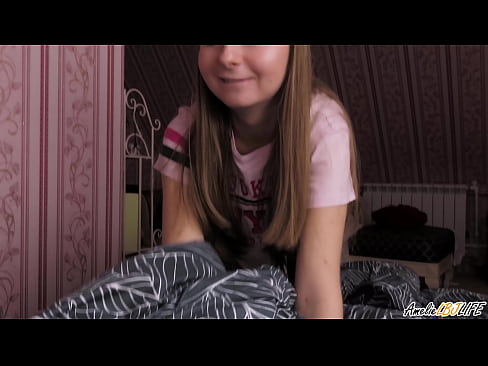 ❤️ Blondie thith thellë BFF-në e saj dhe merr spermë në gojën e saj Porno vk tek ne ️❤