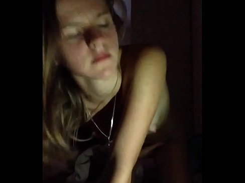 ❤️ Një vajzë masturbon dhe sperma Porno vk tek ne ️❤